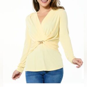 Iman Global Chic Cross Front With Buckle Top
